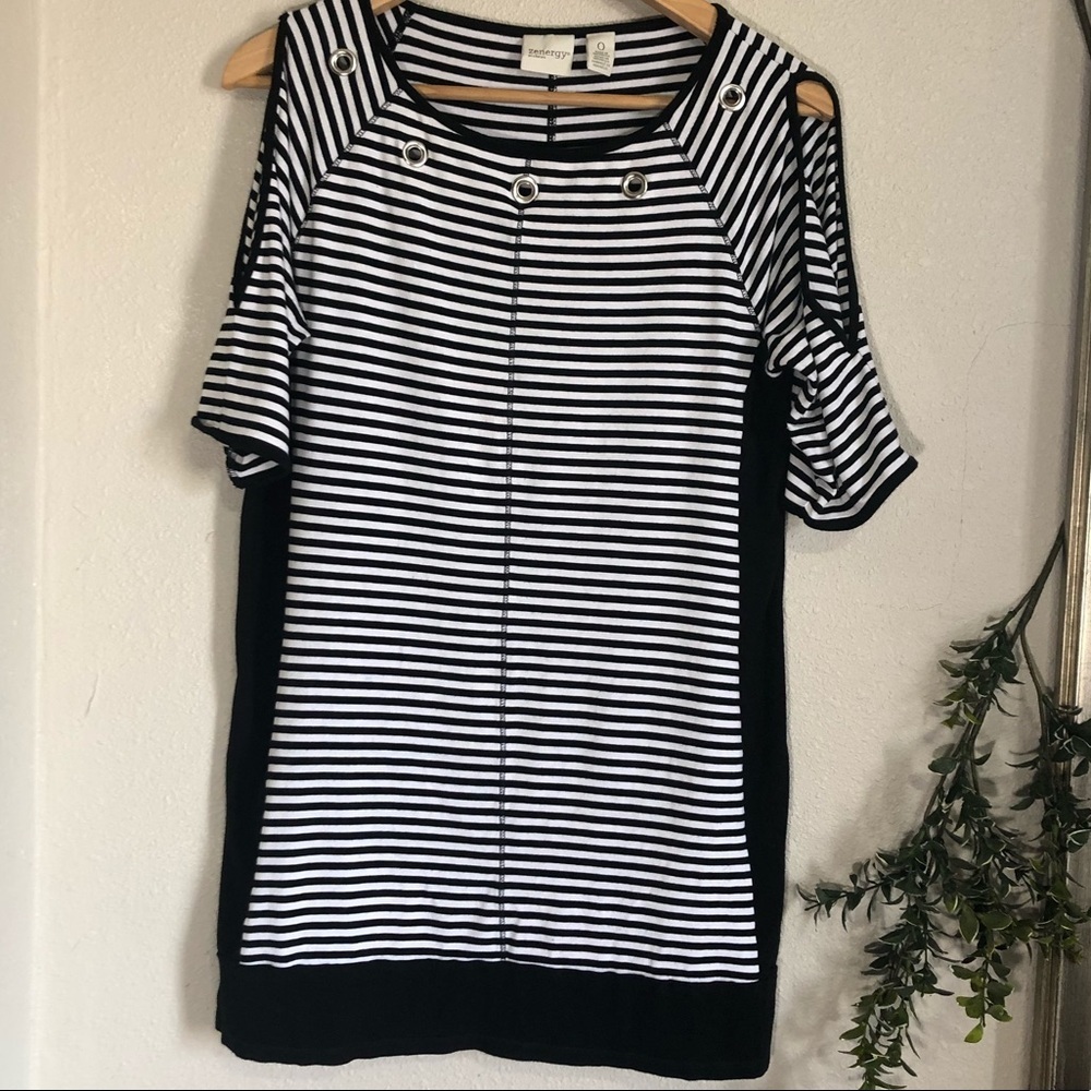 Zenergy by Chicos Stripes blouse